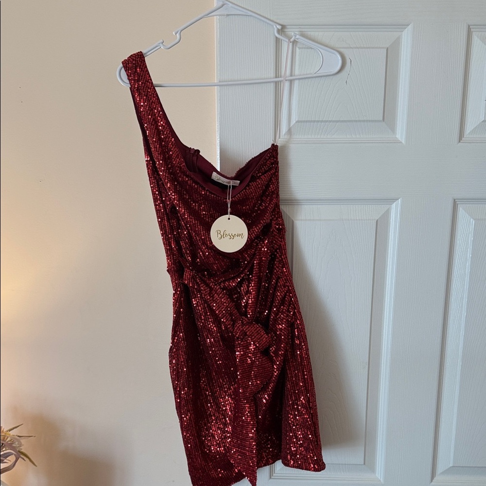 Red Sequin One-Shoulder Dress